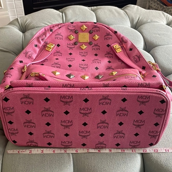 MCM Dual Stark Studded Visetos Pink Backpack - Picture 15 of 16